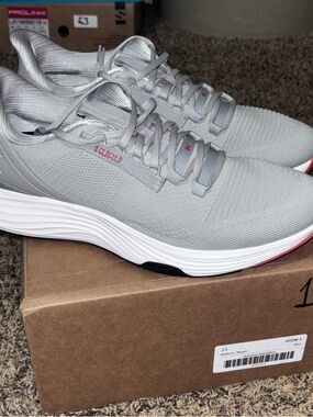 Kuru Atom 2 Mens Shoes Sz 13 M Running Dove Gray Bright White Lace Up Sneakers